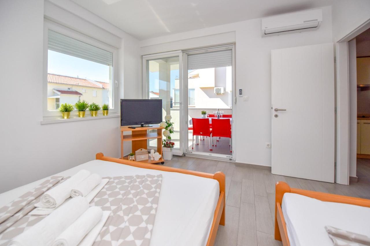 Apartments Yoko โนวาลยา ภายนอก รูปภาพ