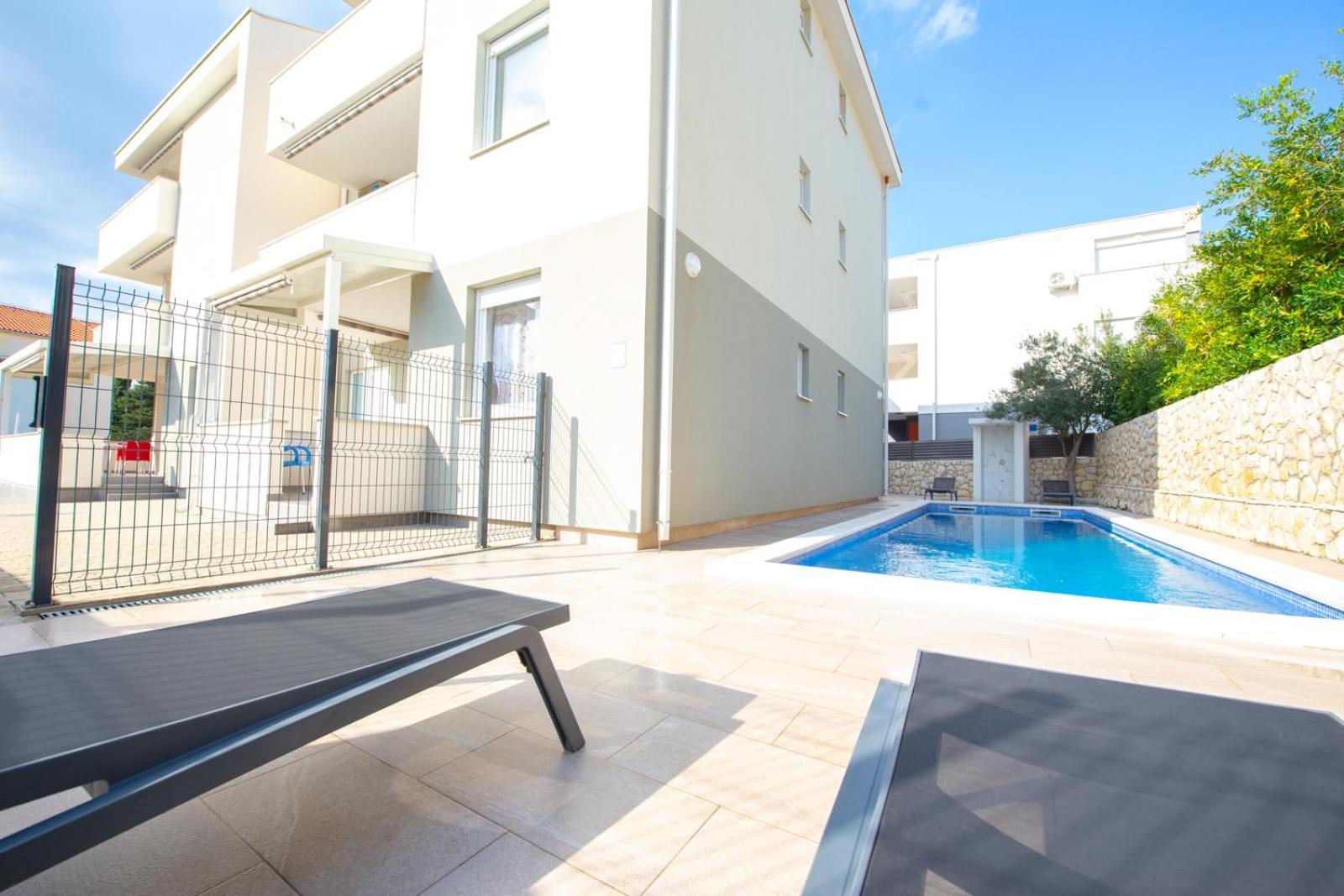 Apartments Yoko โนวาลยา ภายนอก รูปภาพ
