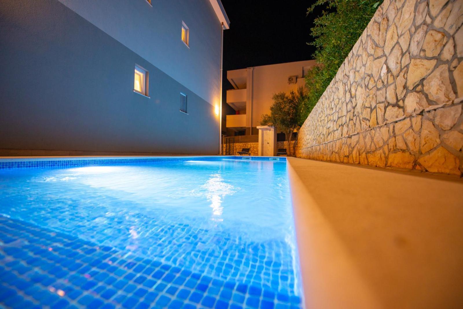 Apartments Yoko โนวาลยา ภายนอก รูปภาพ