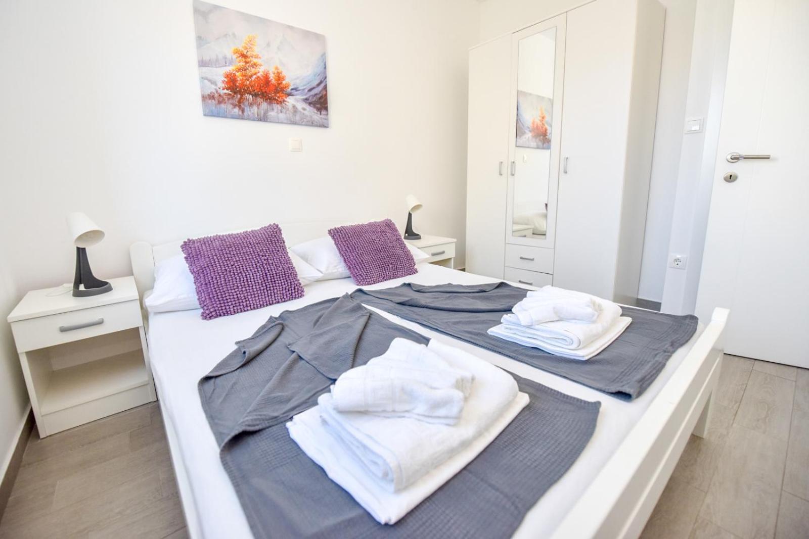 Apartments Yoko โนวาลยา ภายนอก รูปภาพ