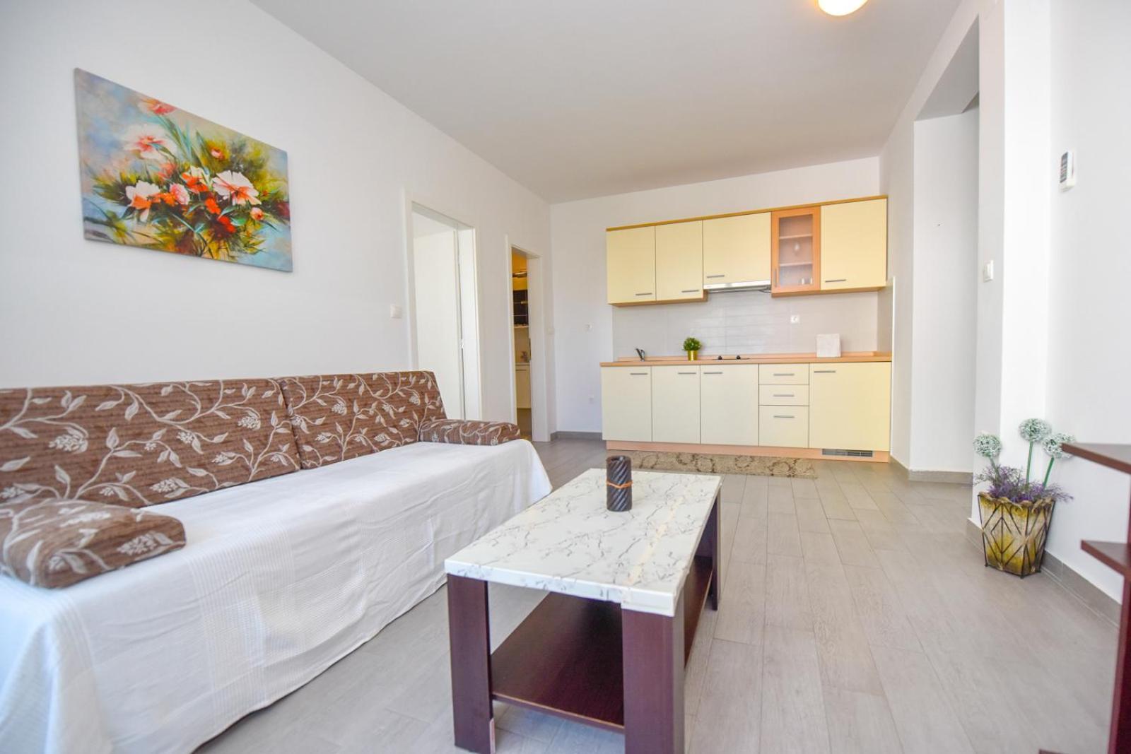 Apartments Yoko โนวาลยา ภายนอก รูปภาพ