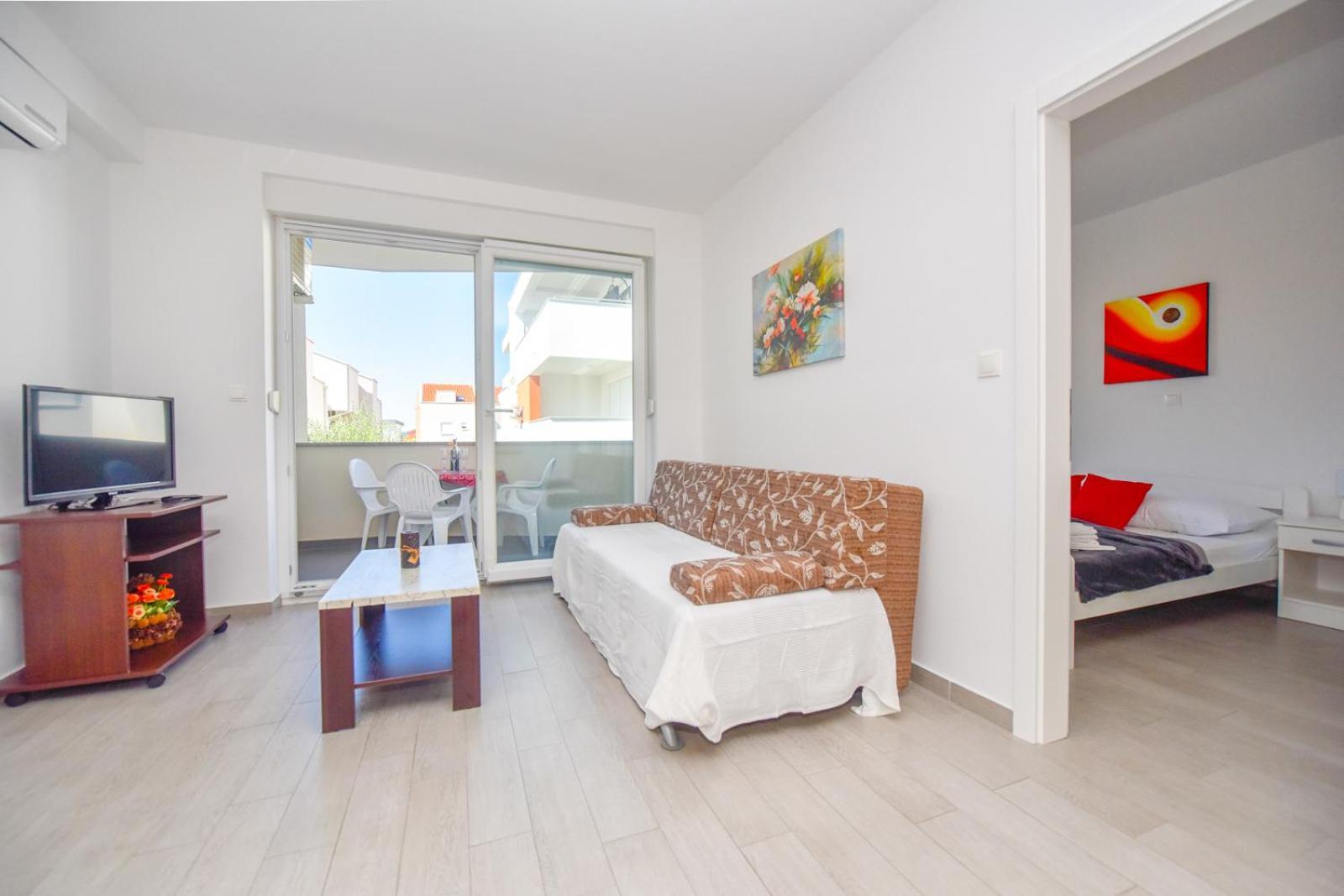Apartments Yoko โนวาลยา ภายนอก รูปภาพ